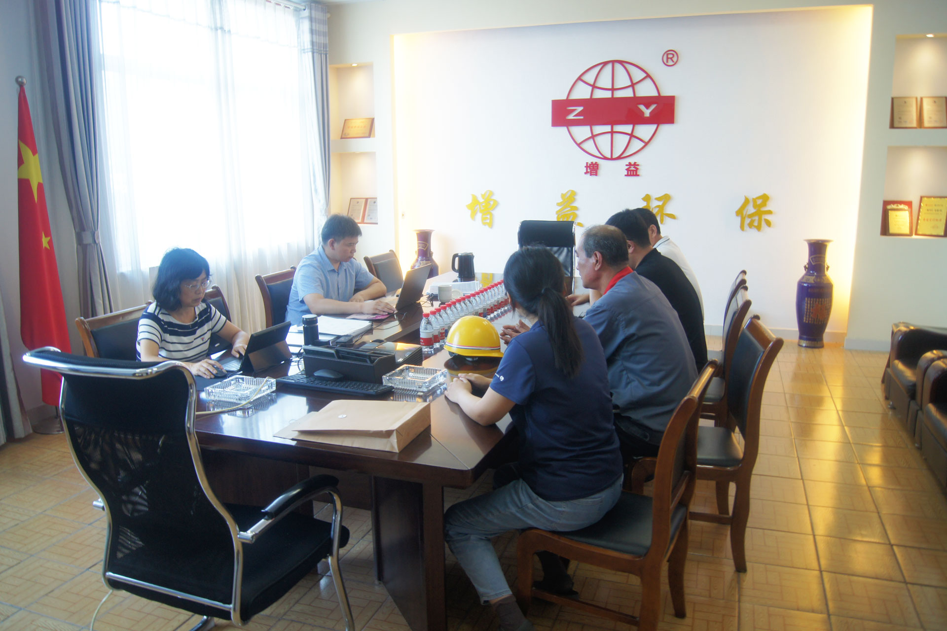 祝賀公司順利通過(guò)ISO9001認(rèn)證！?。? width=